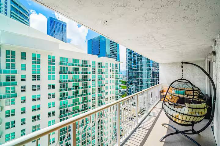 1 Bedroom & 2 Beds Unit
